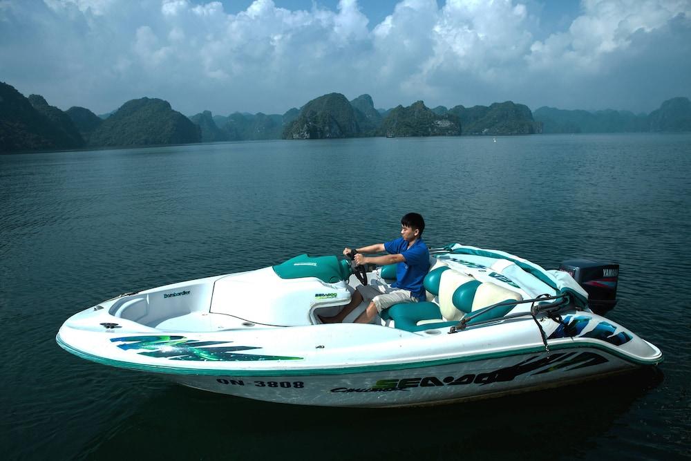 Gray Line Halong Cruise Hotel Ha Long Bagian luar foto