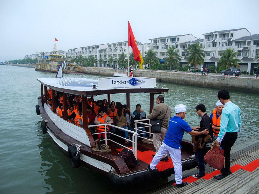 Gray Line Halong Cruise Hotel Ha Long Bagian luar foto